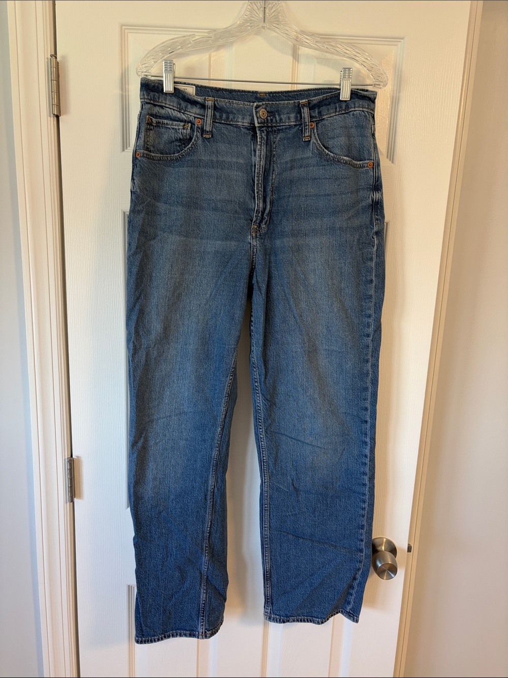 GAP High-Rise Medium Wash Straight-Leg Jeans